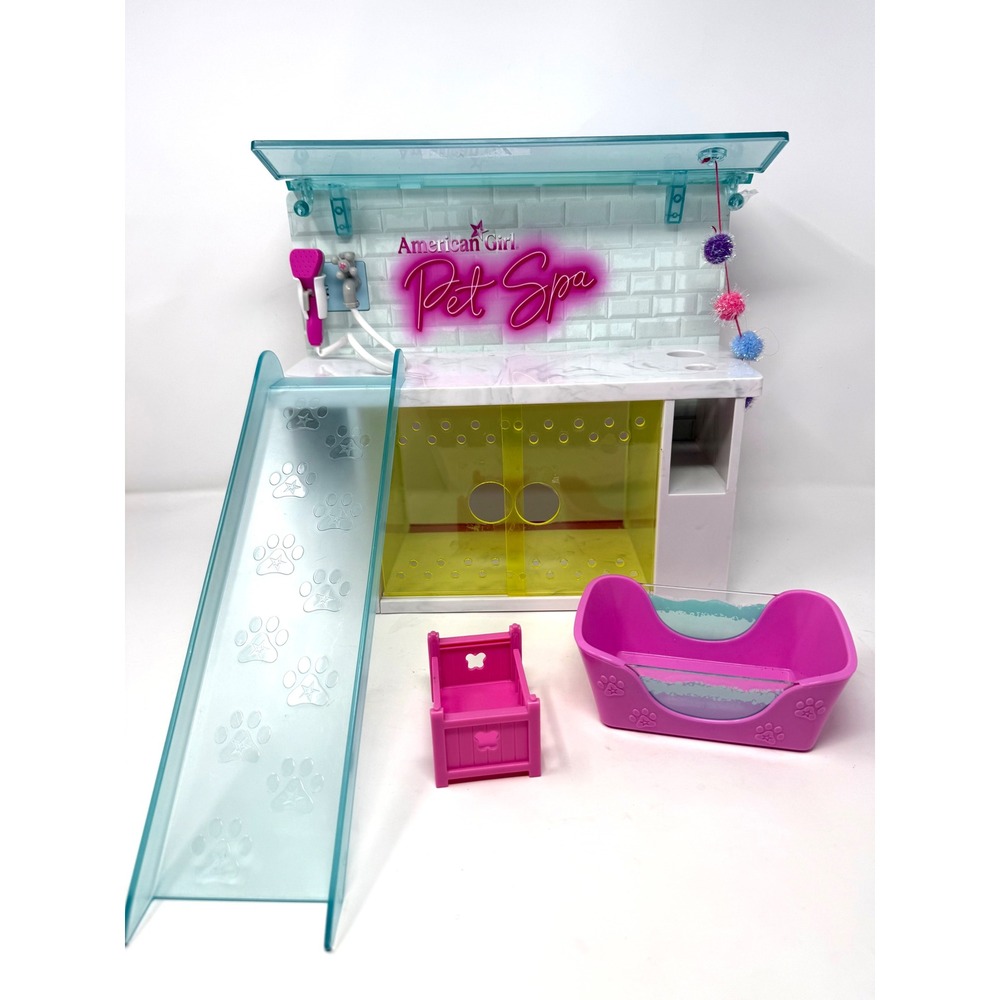 American Girl Pet Spa and Daycare Playset with Slide Bathtub and Bed Accessories